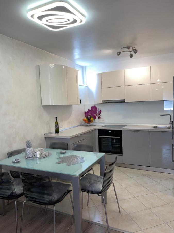 Luxury Apartment Bruno Split Exterior foto